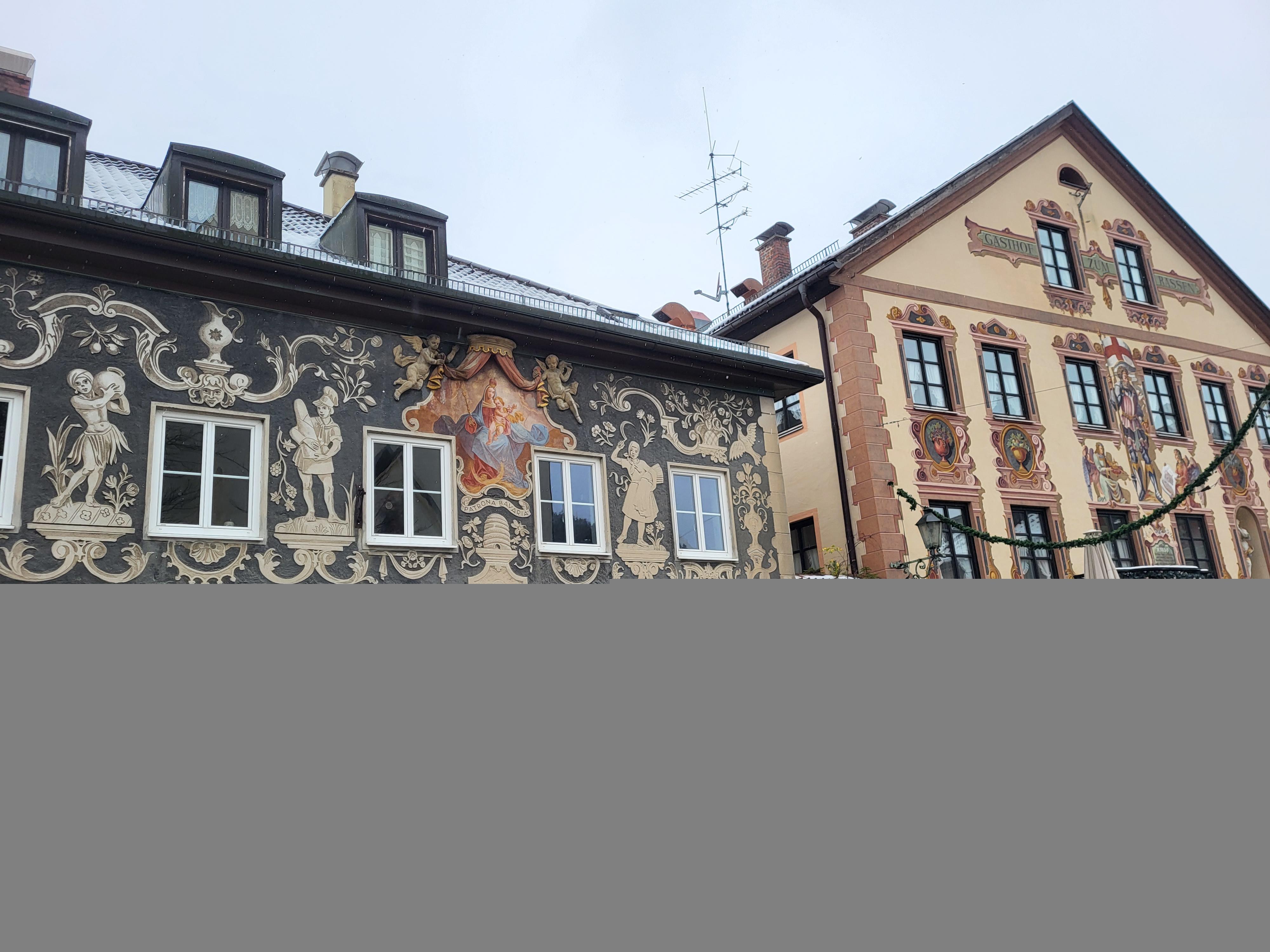 Beschilderde huizen in Garmisch-Partenkirchen